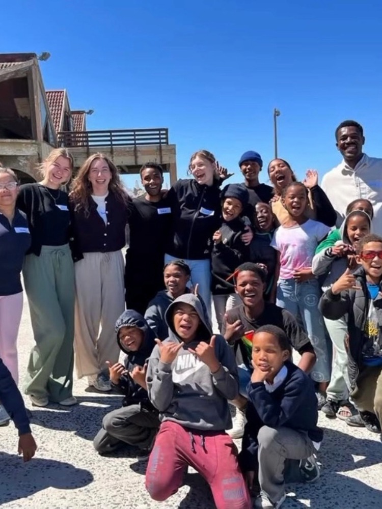 Isabel, Erfahrungsbericht Surfen&Soziale Arbeit 2